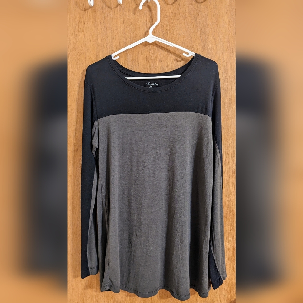 ⚡ Willow Bay tunic top size XL color black and green